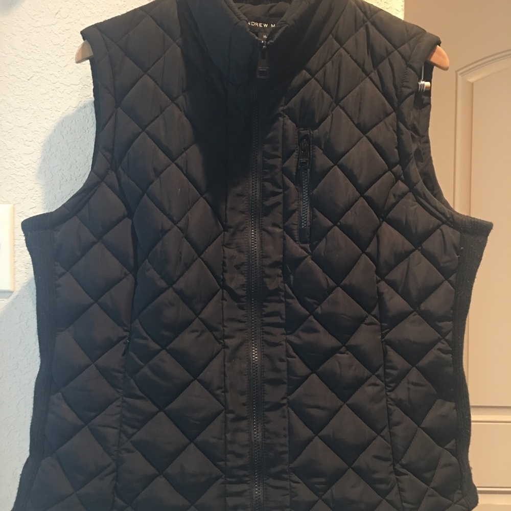 Women’s Puffer Vest